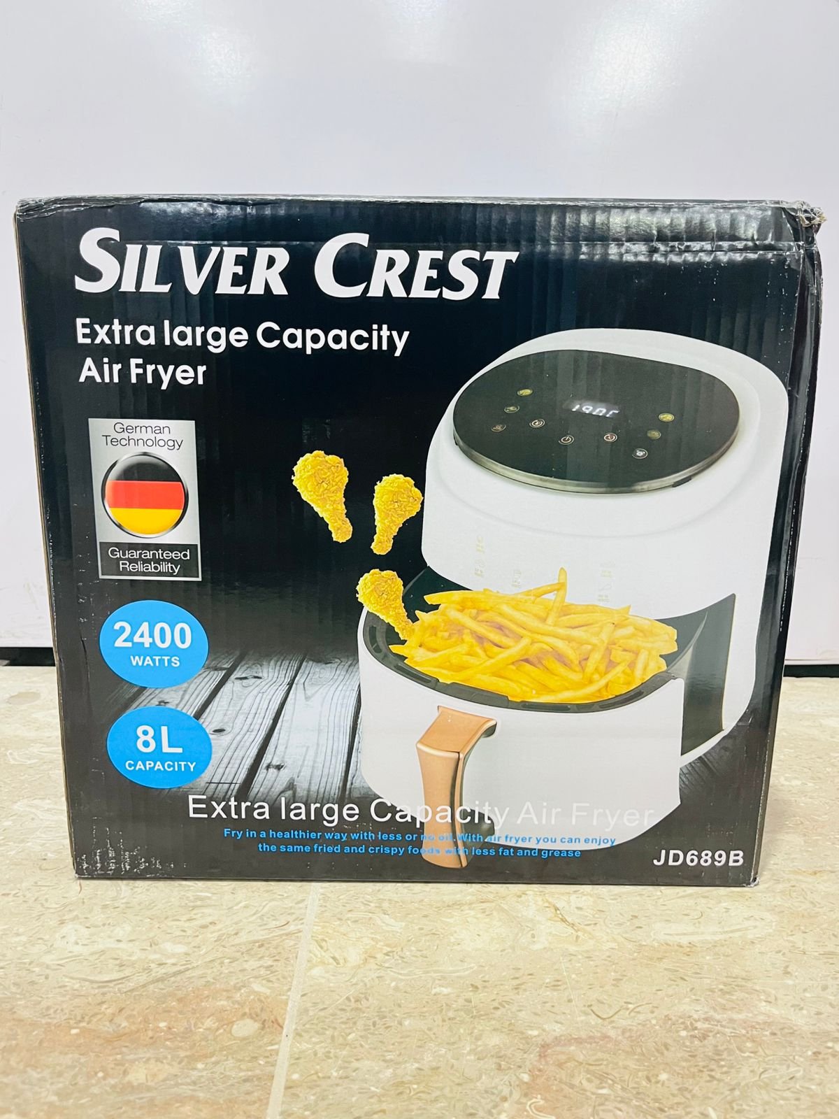 20c62f6f-d3c8-4e11-9628-52f690da9016_59c7dd10 Extra Large Capacity Air Fryer, model JD689B. - Image 1
