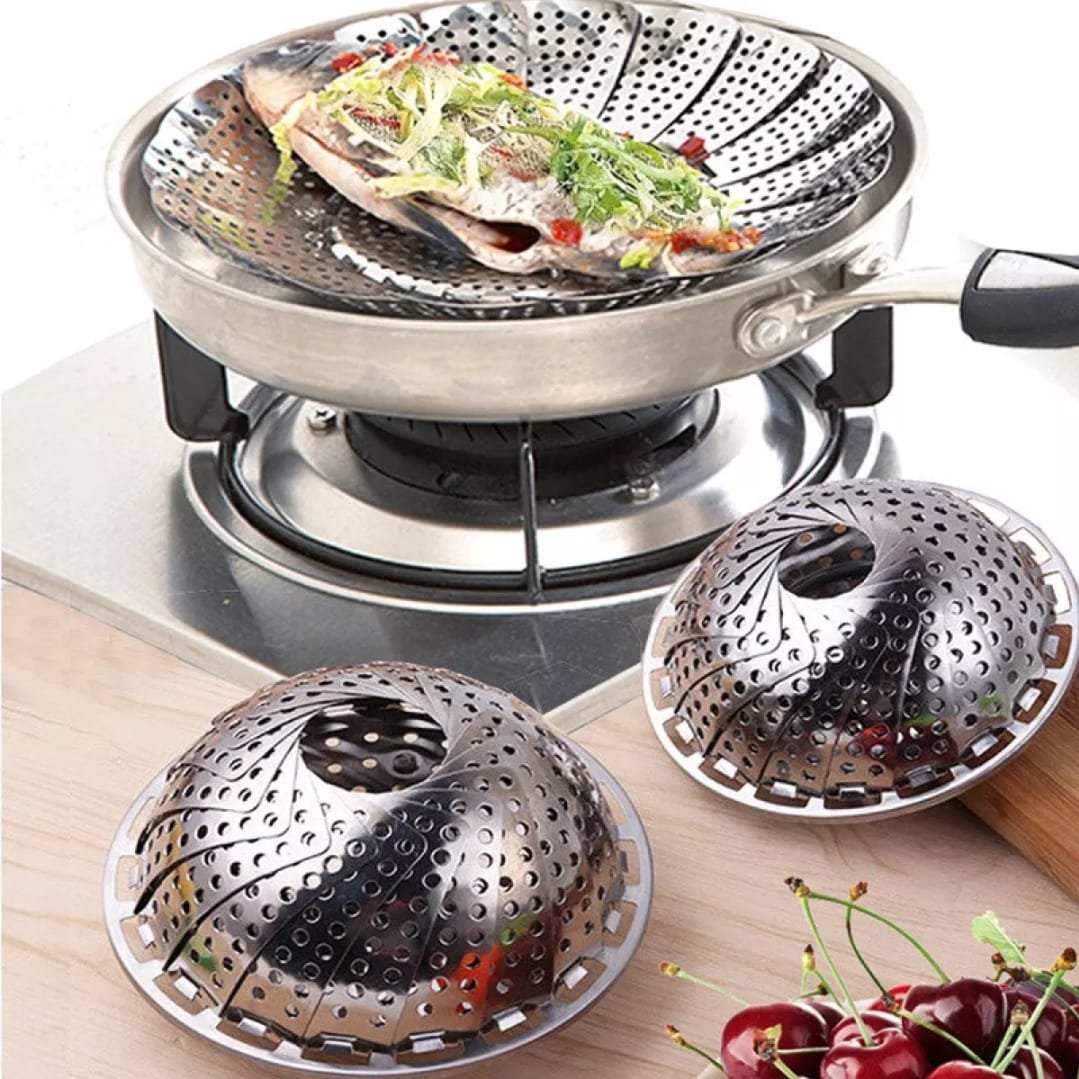 a1017898-3f25-4f6b-966e-95e3dc85ad5a Stainless steel steamer basket. - Image 1